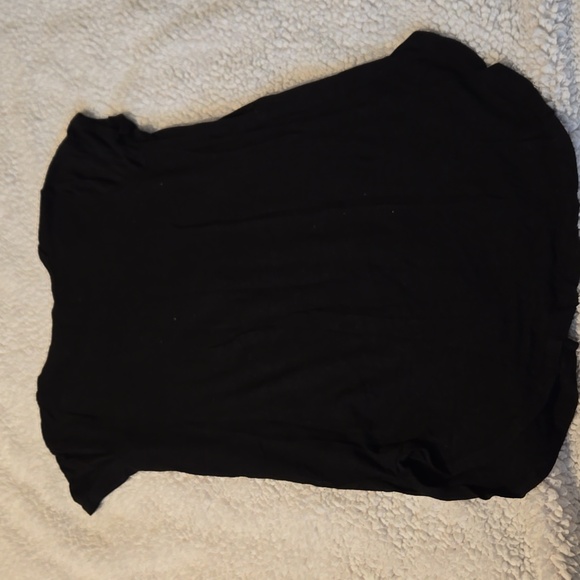 Urban Episode Graphic Tee - Picture 2 of 4